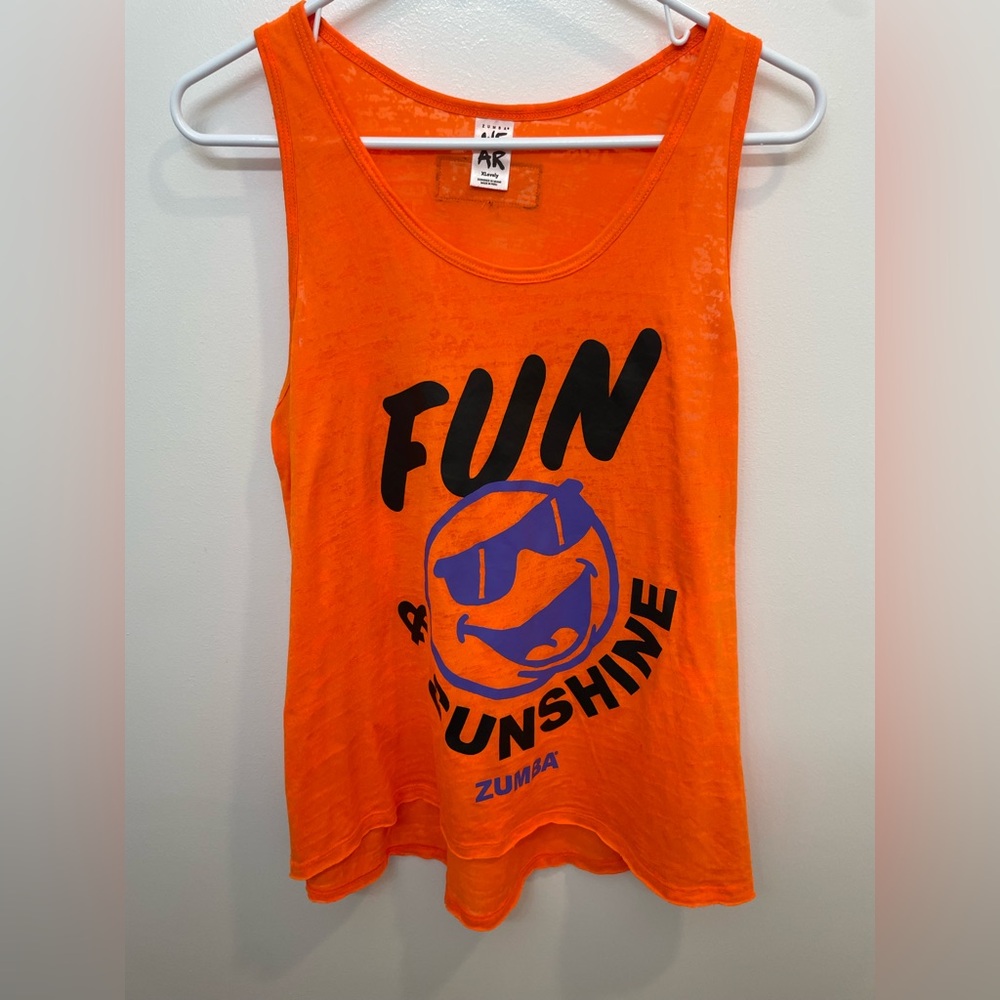 WOMENS ZUMBAWEAR XLOVELY FUN AND SUNSHINE TANK TOP NEVER WORN